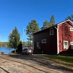 Purnukka - Upeissa Jaervimaisemissa Ulkoporeammeella * Kuopio
