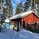 Purnukka - Upeissa Jaervimaisemissa Ulkoporeammeella *