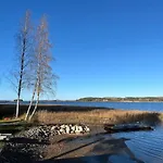 Purnukka - Upeissa Jaervimaisemissa Ulkoporeammeella Villa *