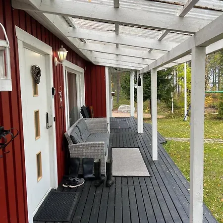 Villa Purnukka - Upeissa Jaervimaisemissa Ulkoporeammeella
