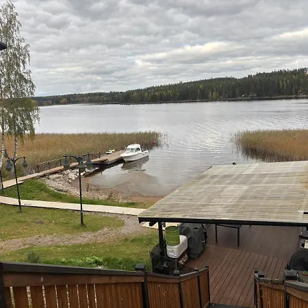 Purnukka - Upeissa Jaervimaisemissa Ulkoporeammeella Villa *