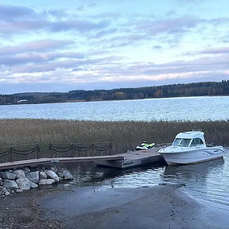 Purnukka - Upeissa Jaervimaisemissa Ulkoporeammeella Vila Kuopio