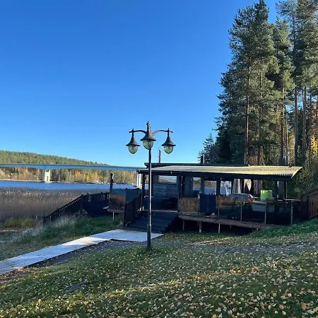 Purnukka - Upeissa Jaervimaisemissa Ulkoporeammeella Villa *