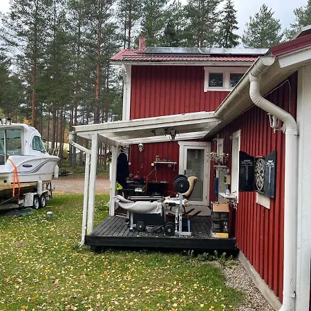Villa Purnukka - Upeissa Jaervimaisemissa Ulkoporeammeella *