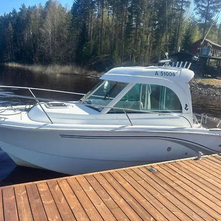 Purnukka - Upeissa Jaervimaisemissa Ulkoporeammeella * Kuopio