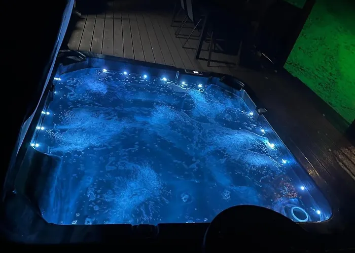 Purnukka - Upeissa Jaervimaisemissa Ulkoporeammeella Villa Kuopio