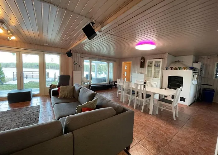 Purnukka - Upeissa Jaervimaisemissa Ulkoporeammeella * 库奥皮奥