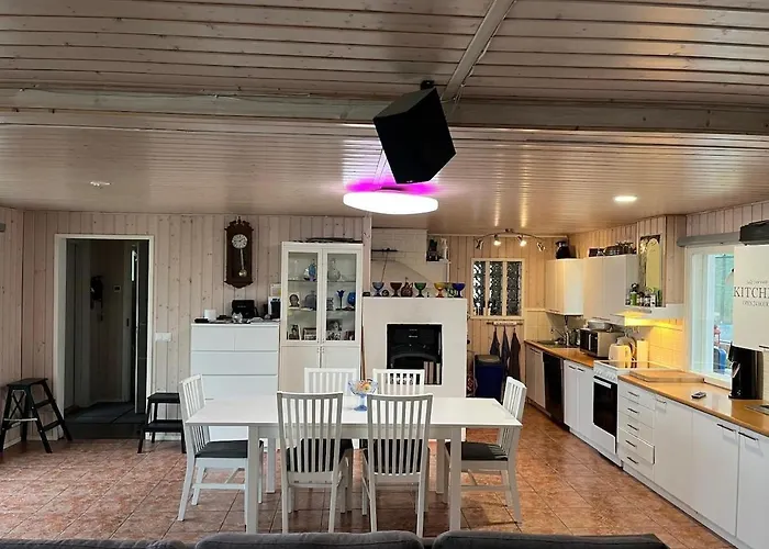 Purnukka - Upeissa Jaervimaisemissa Ulkoporeammeella * Kuopio