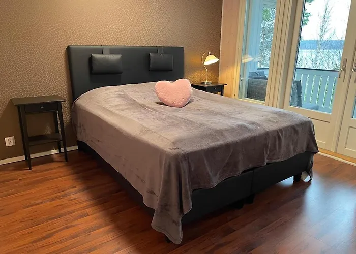 Purnukka - Upeissa Jaervimaisemissa Ulkoporeammeella * 库奥皮奥