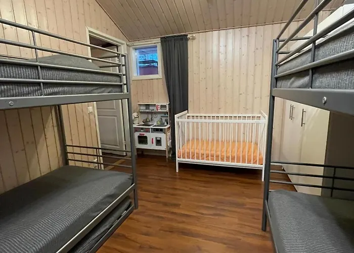 Purnukka - Upeissa Jaervimaisemissa Ulkoporeammeella Villa *