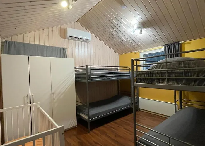 Purnukka - Upeissa Jaervimaisemissa Ulkoporeammeella Villa *