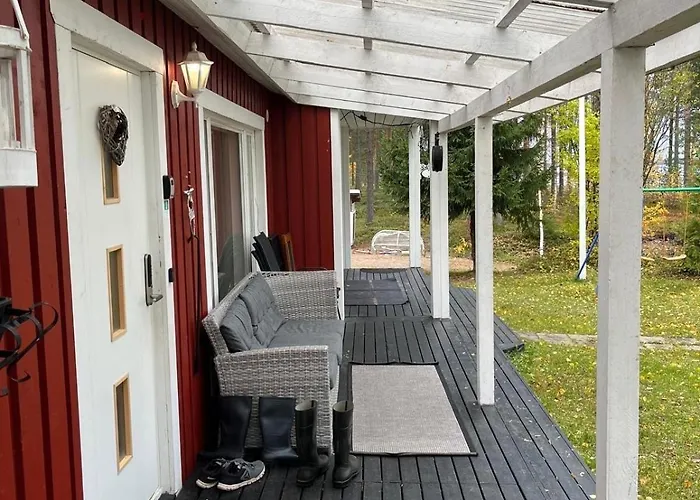 Villa Purnukka - Upeissa Jaervimaisemissa Ulkoporeammeella