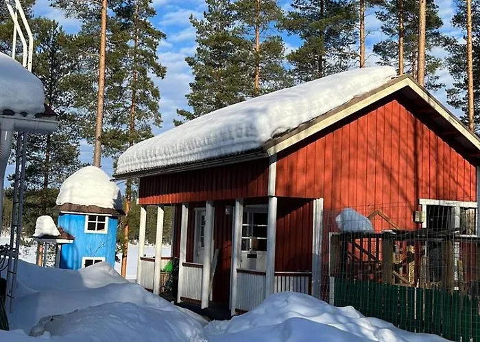 Purnukka - Upeissa Jaervimaisemissa Ulkoporeammeella *