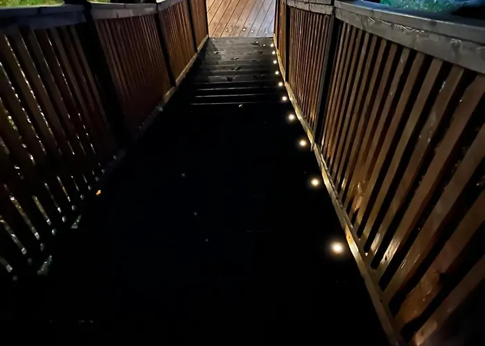 Purnukka - Upeissa Jaervimaisemissa Ulkoporeammeella * 库奥皮奥