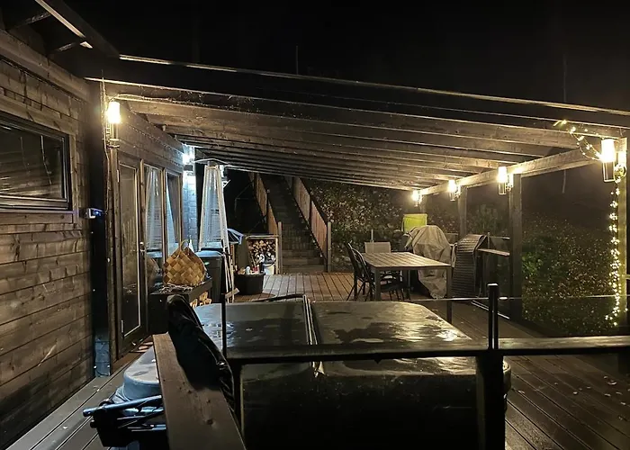 Purnukka - Upeissa Jaervimaisemissa Ulkoporeammeella * Kuopio