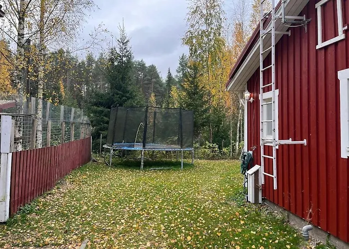 Purnukka - Upeissa Jaervimaisemissa Ulkoporeammeella Villa